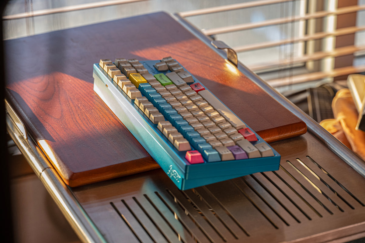 NEWONE x GHOSTKYOW Classic D Gigant TKL
